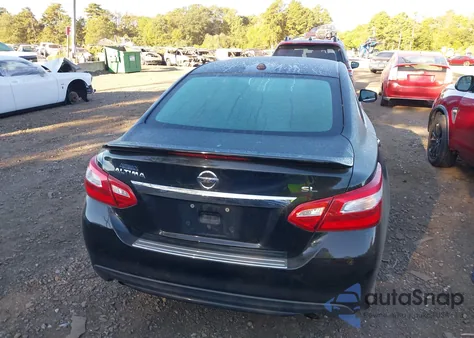 2017 Nissan Altima 2.5 Sl z USA, uszkodzony, nr VIN 1N4AL3AP1HC278043